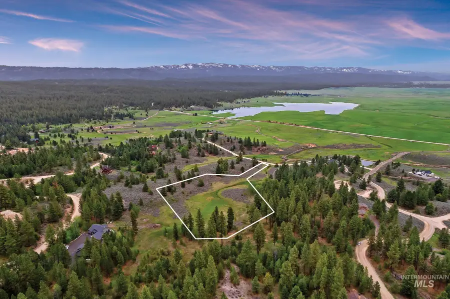 6 Maria Kalea St, Cascade, ID 83611 - #3