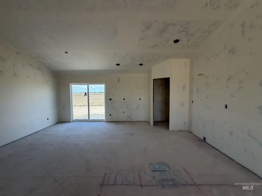 158 W 100 N, Jerome, ID 83338 - #3