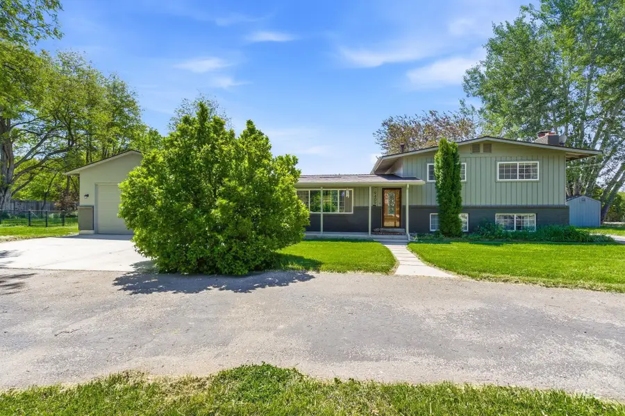9409 W Burnett Dr, Boise, ID 83709 - #2