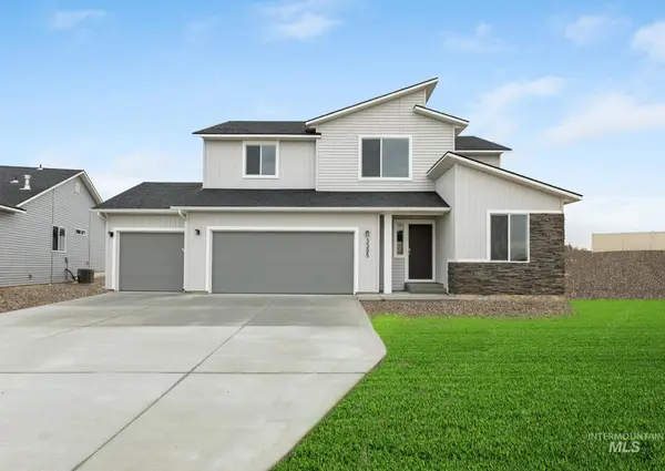 422 Oliver St, Emmett, ID 83617