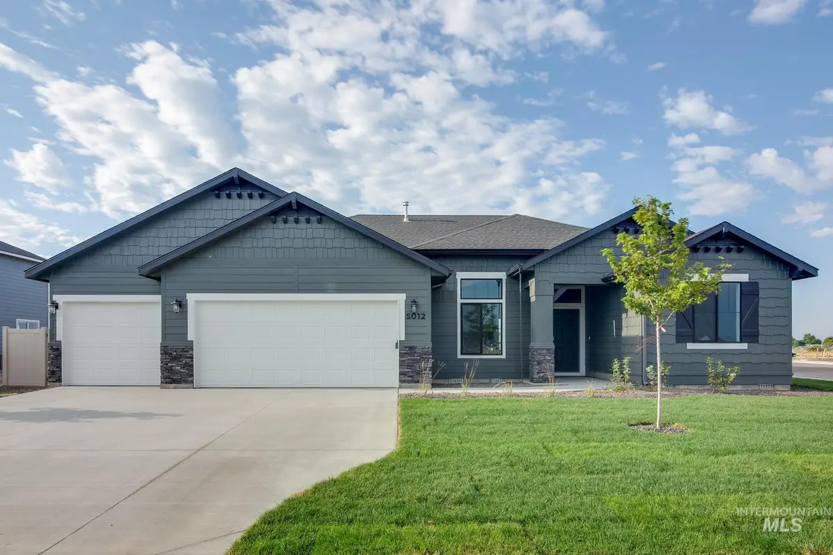 8286 E Cool River Lp, Nampa, ID 83687 - #1