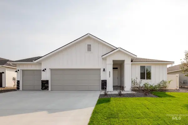 7098 E Kilkenny Ct, Nampa, ID 83687