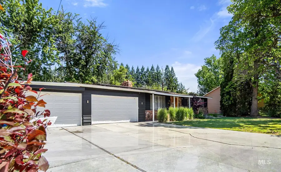 7720 W Preece Dr, Boise, ID 83704 - #3