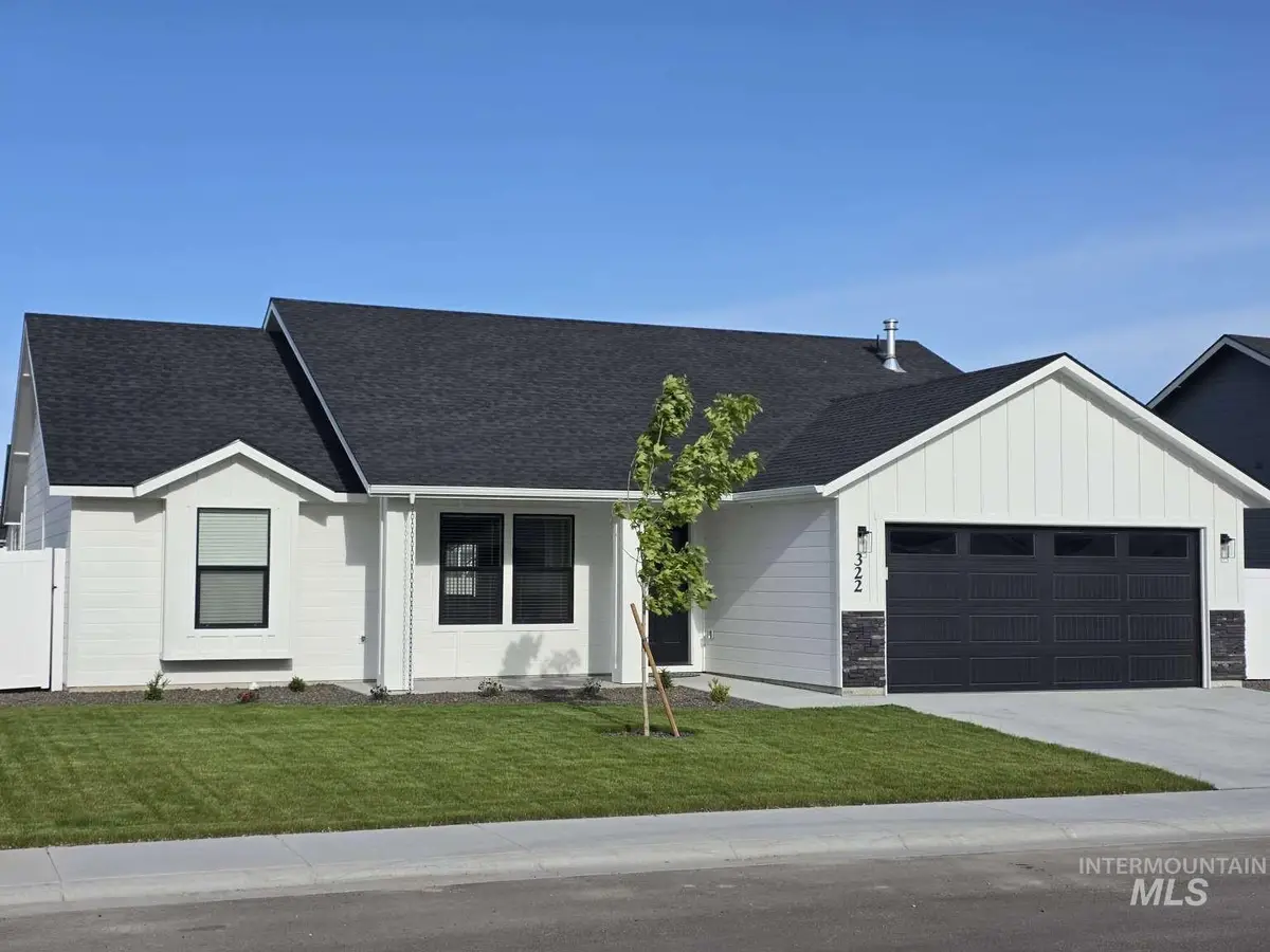 322 N 11th St, Parma, ID 83660 - #1