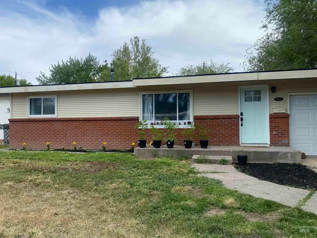 411 Chestnut, Mountain Home, ID 83647 - #1