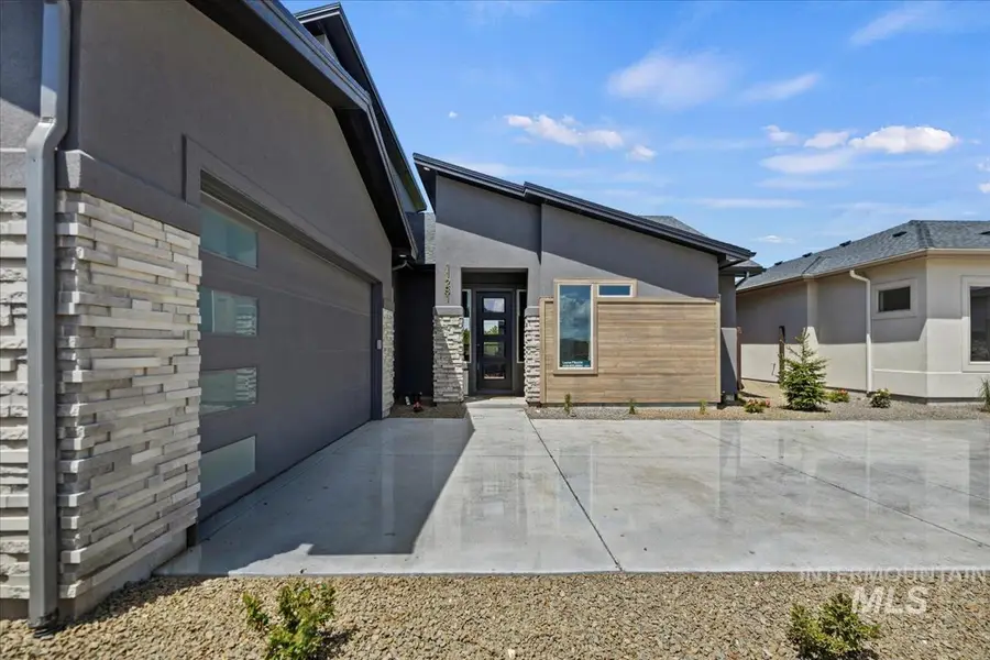 11126 S Corballis Ln, Kuna, ID 83634 - #2