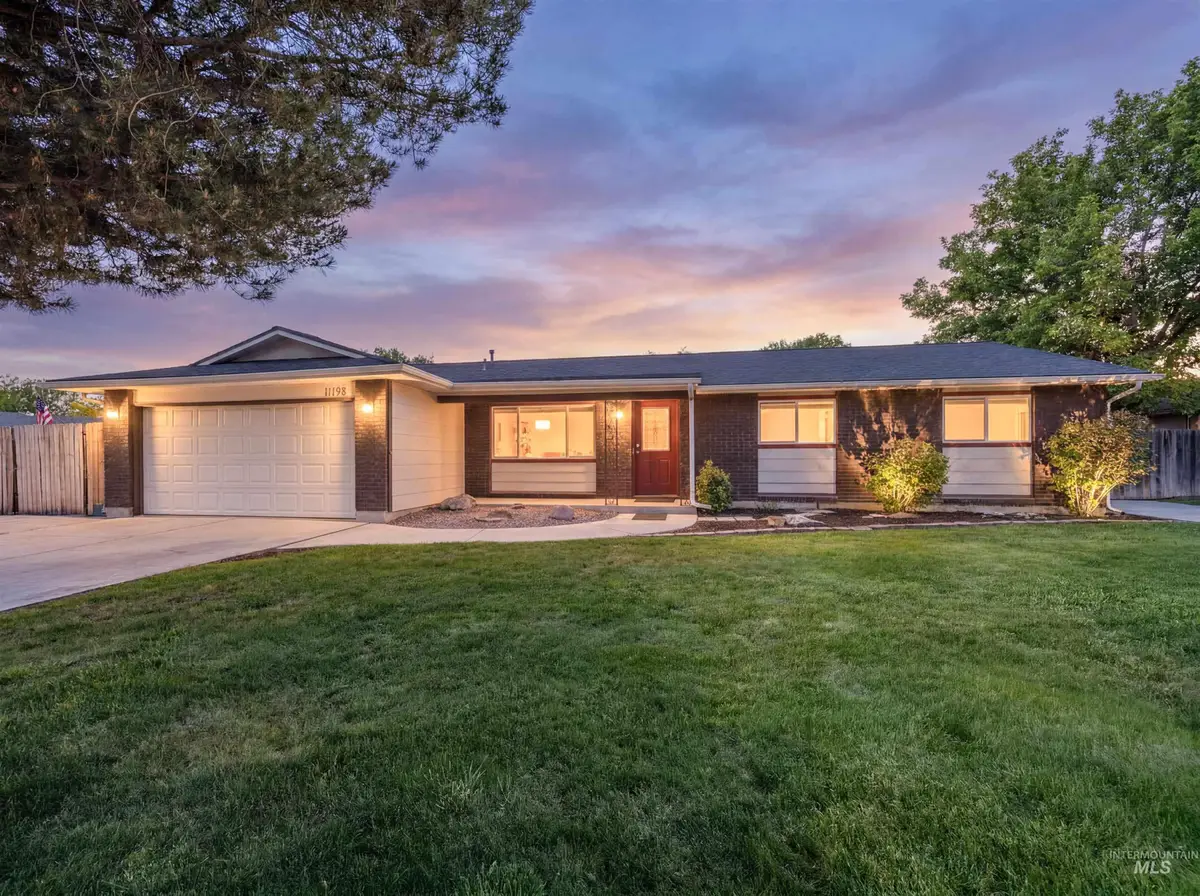 11198 W Oneida Dr, Boise, ID 83709 - #1
