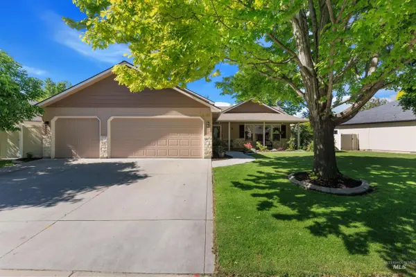 4951 W Classic Dr, Meridian, ID 83646