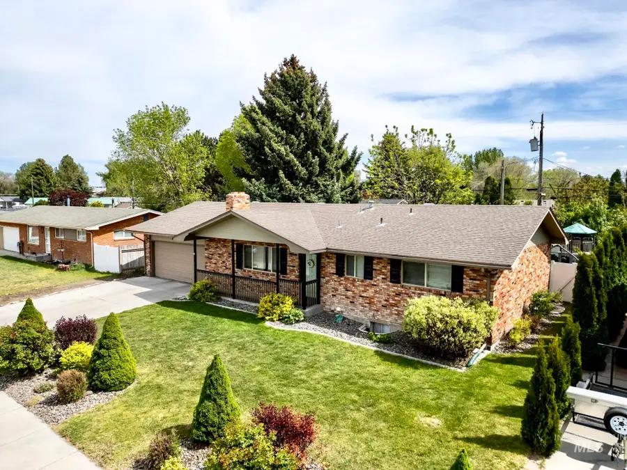 1053 E 18th St., Burley, ID 83318 - #2