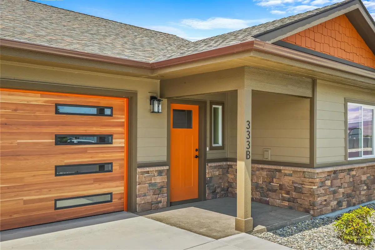 333 Park Dr #B, Lewiston, ID 83501 - #1