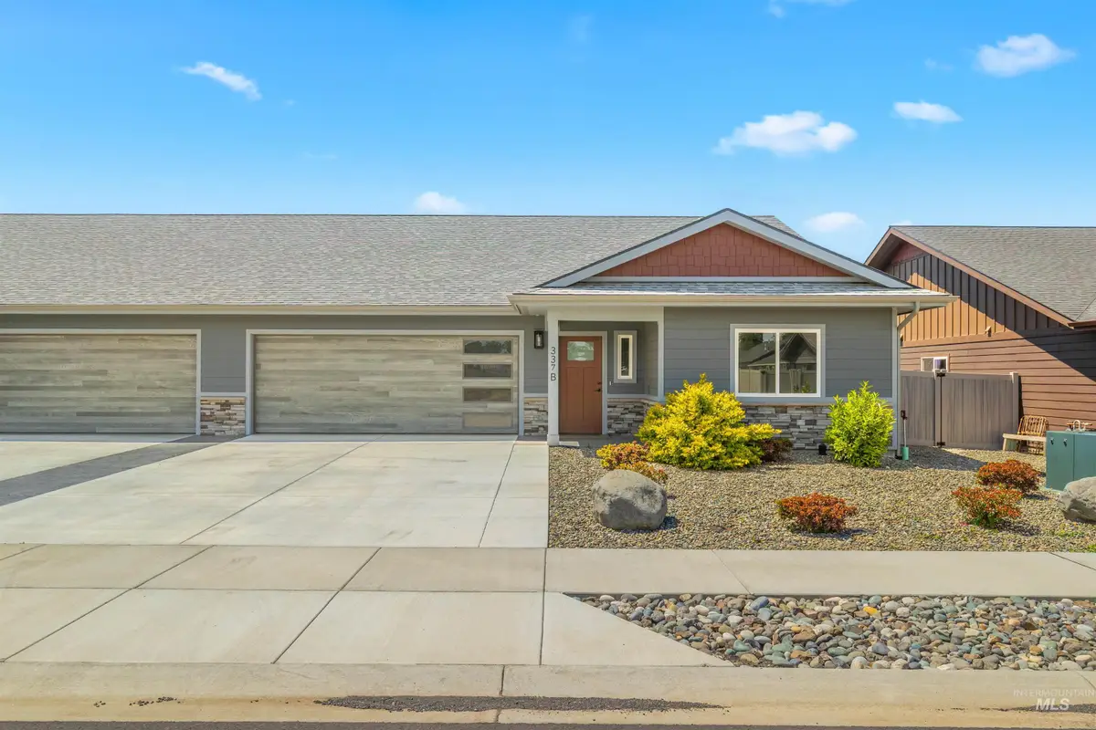 337 Park Dr #B, Lewiston, ID 83501 - #1