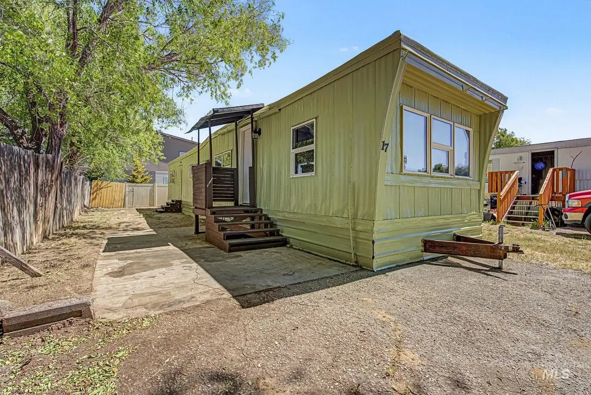 501 E 44th St# 17, Garden City, ID 83714 - #1