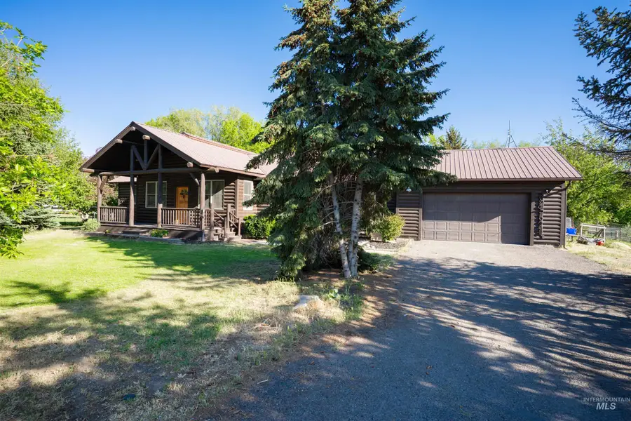 201 N Grape St., Shoshone, ID 83352 - #2