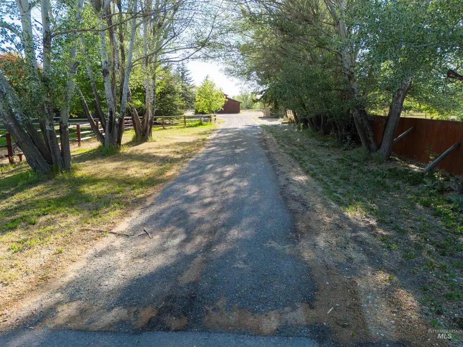 201 N Grape St., Shoshone, ID 83352 - #3
