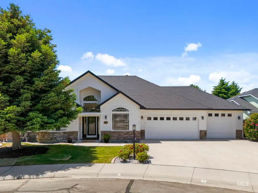 2423 N Robie Ave, Meridian, ID 83646 - #2