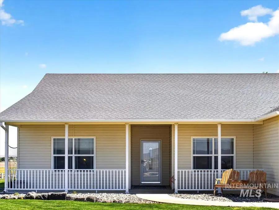 27240 Pioneer Ln, Parma, ID 83660 - #2