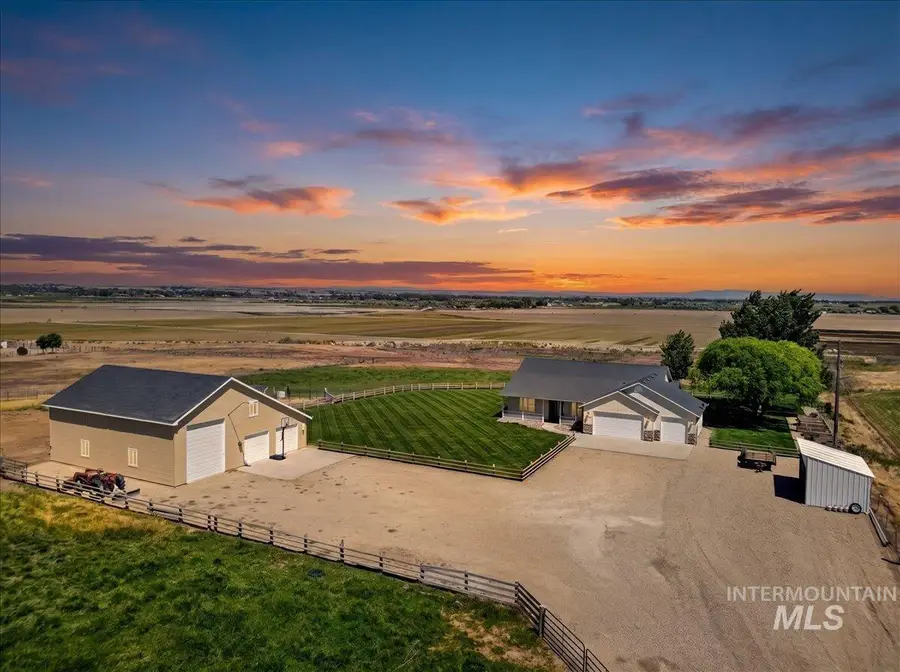 27240 Pioneer Ln, Parma, ID 83660 - #3