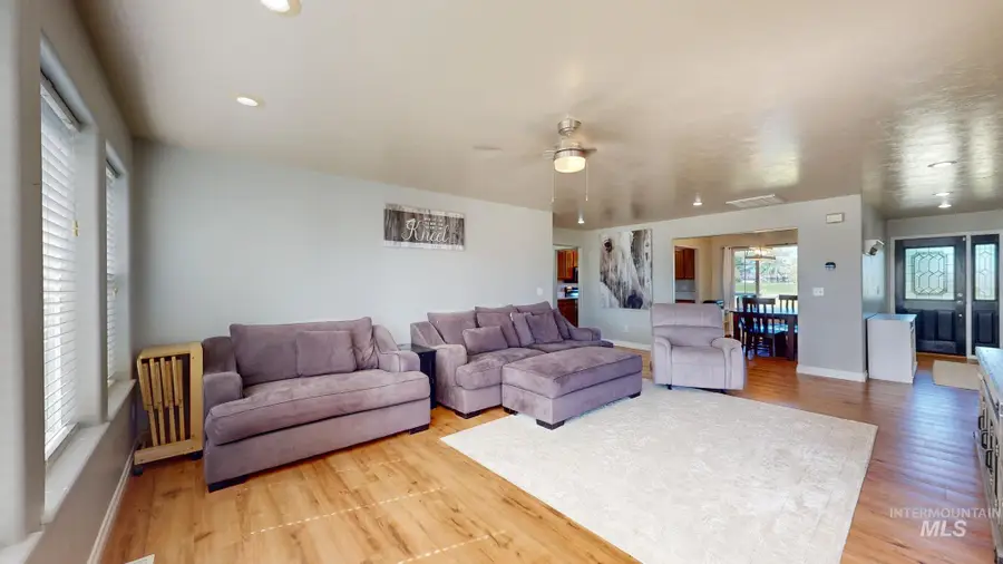 1868 S 1850 E, Gooding, ID 83330 - #3