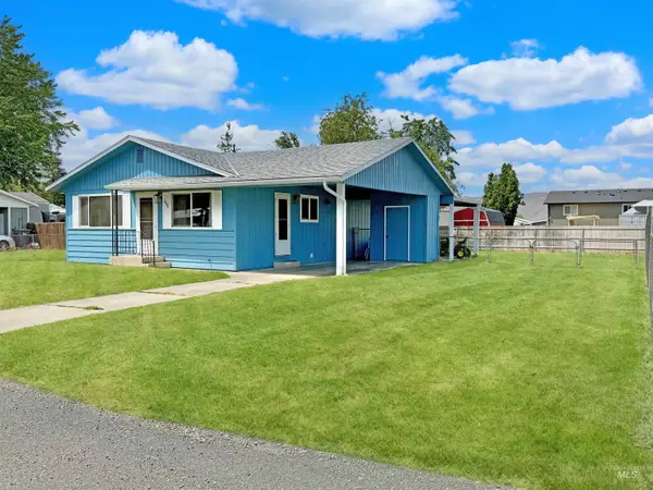 2044 10th Ave, Clarkston, WA 99403