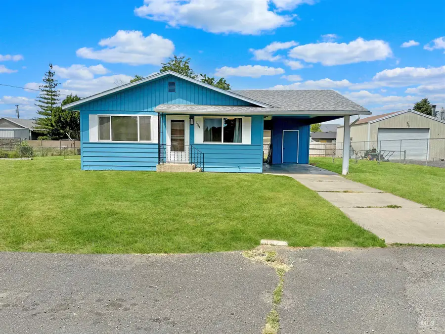 2044 10th Ave, Clarkston, WA 99403 - #2