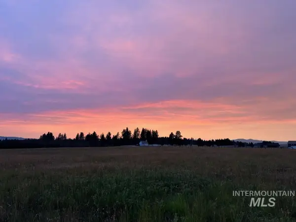 13712 Farm To Market, McCall, ID 83638