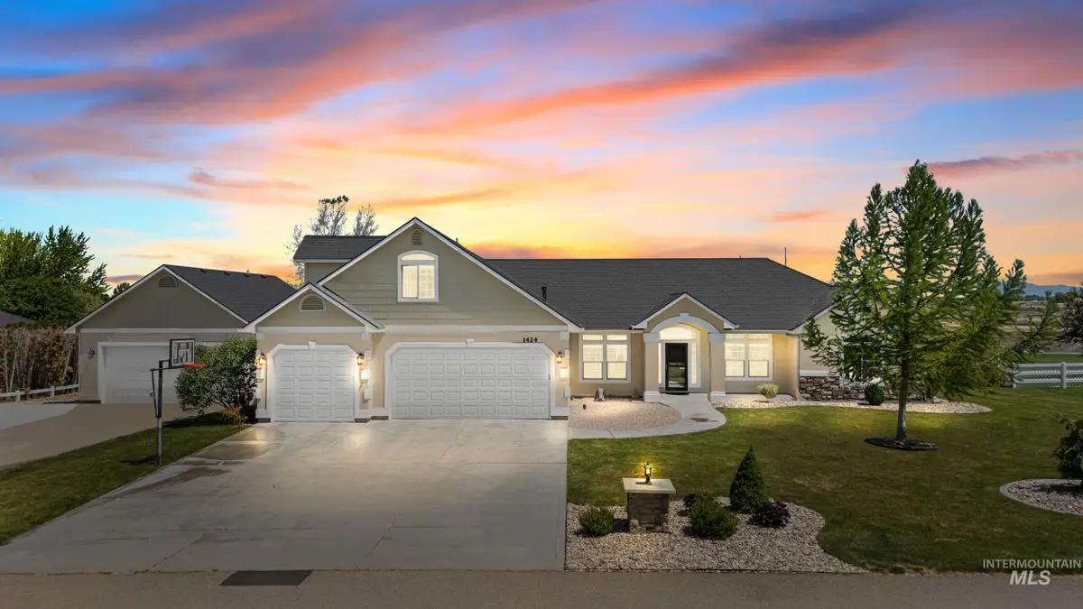 1424 S Secretariat Way, Nampa, ID 83686 - #1