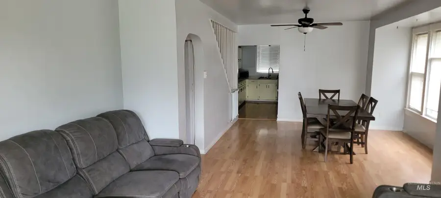 226 13th St, Pomeroy, WA 99347 - #2