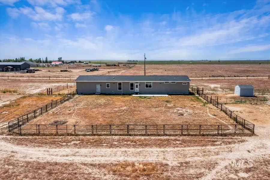2200 SE Lone Star Dr, Mountain Home, ID 83647 - #3