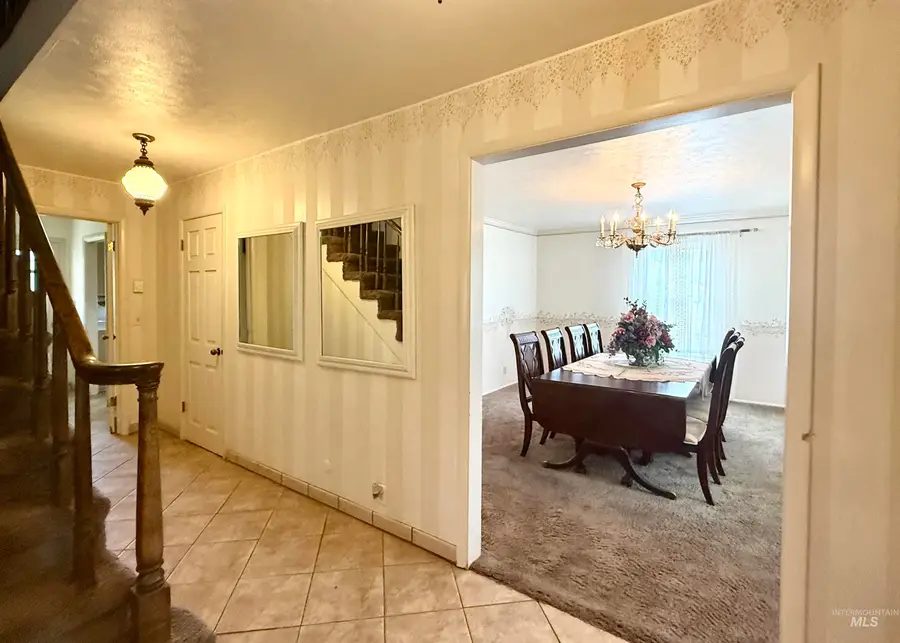 2558 Burton Ave, Burley, ID 83318 - #2