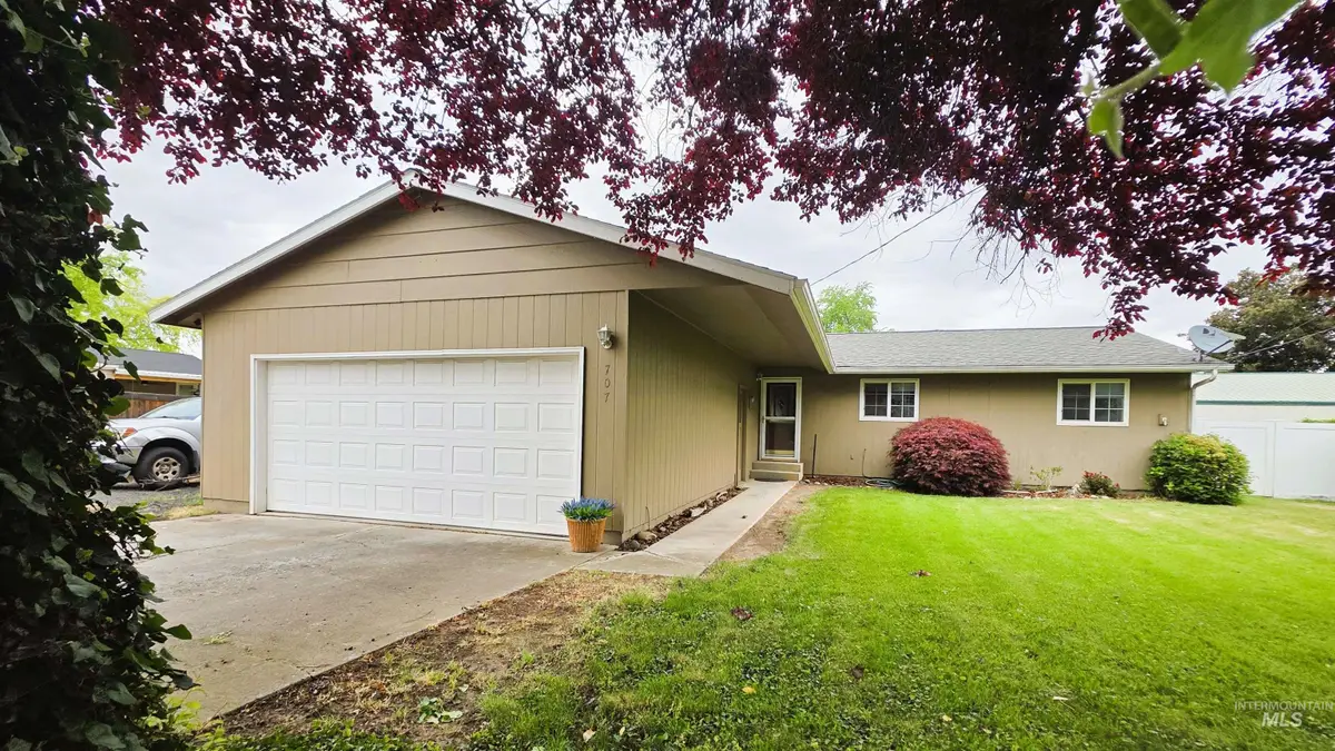 707 Park Ave, Lewiston, ID 83501 - #1