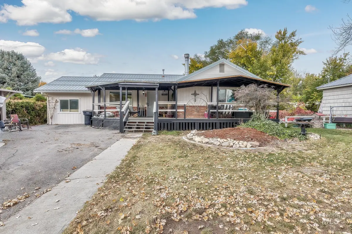 842 W Butterfield St., Weiser, ID 83672 - #1