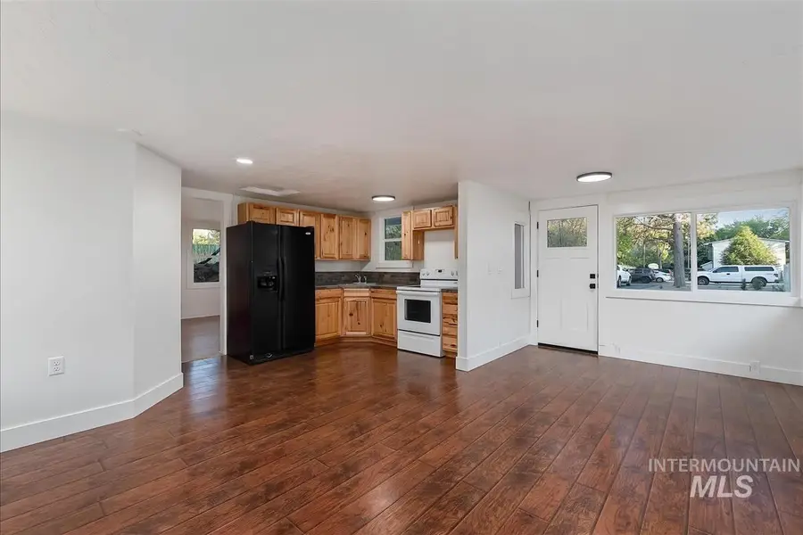 630 E Krall St, Boise, ID 83712 - #3