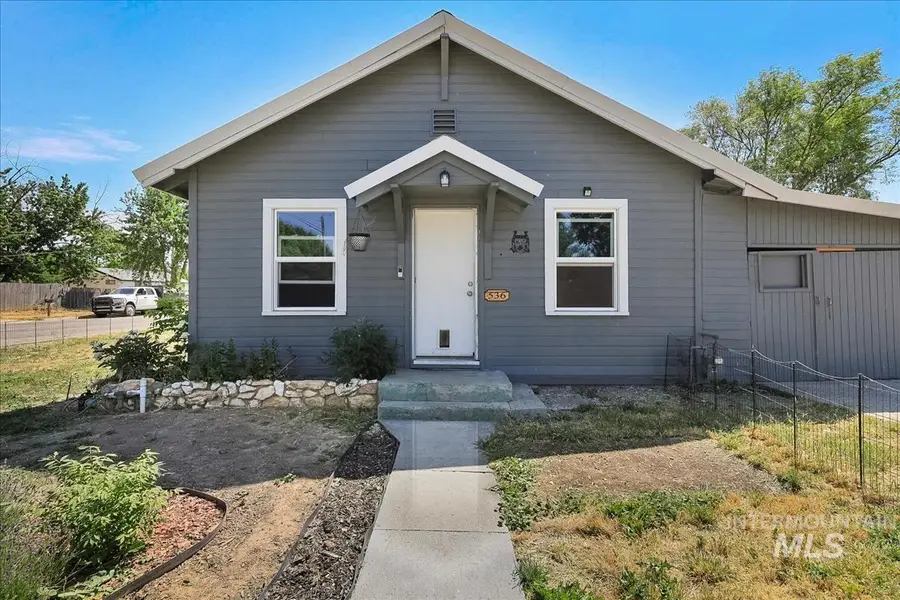 536 N 10th St, Payette, ID 83661 - #2