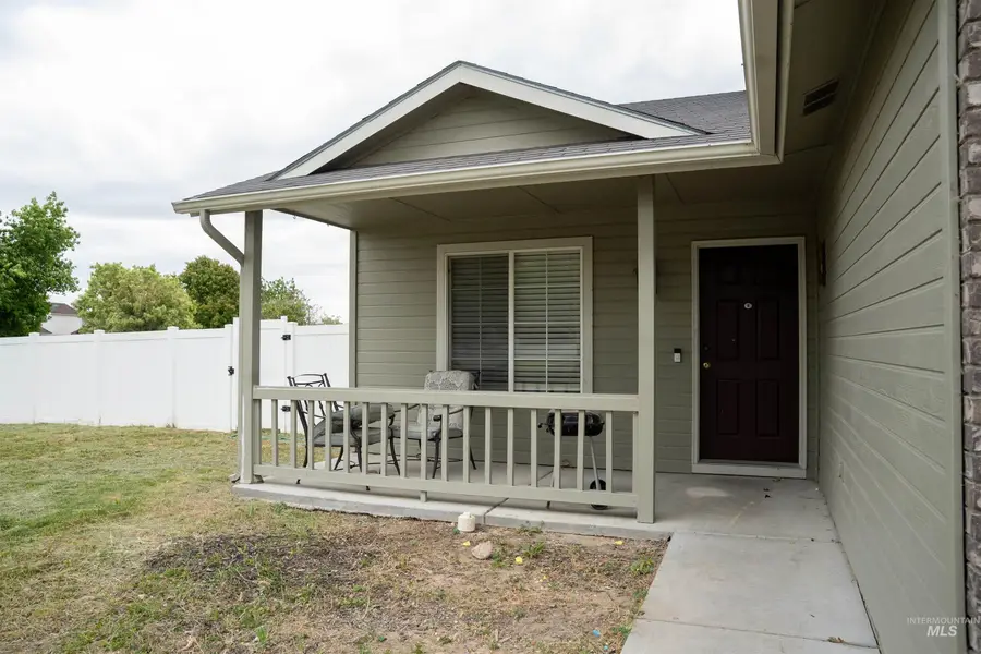 1607 W Edwards Ave, Nampa, ID 83686 - #2