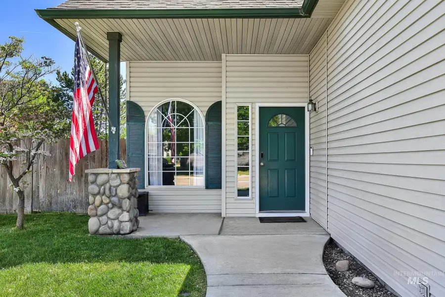 7729 Prism Ct, Nampa, ID 83687 - #2