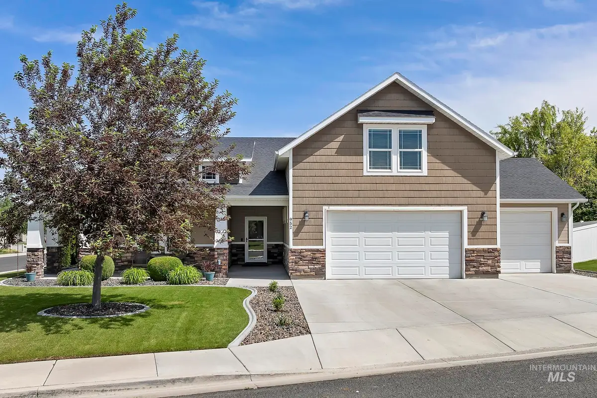 952 White Birch Ave, Twin Falls, ID 83301 - #1