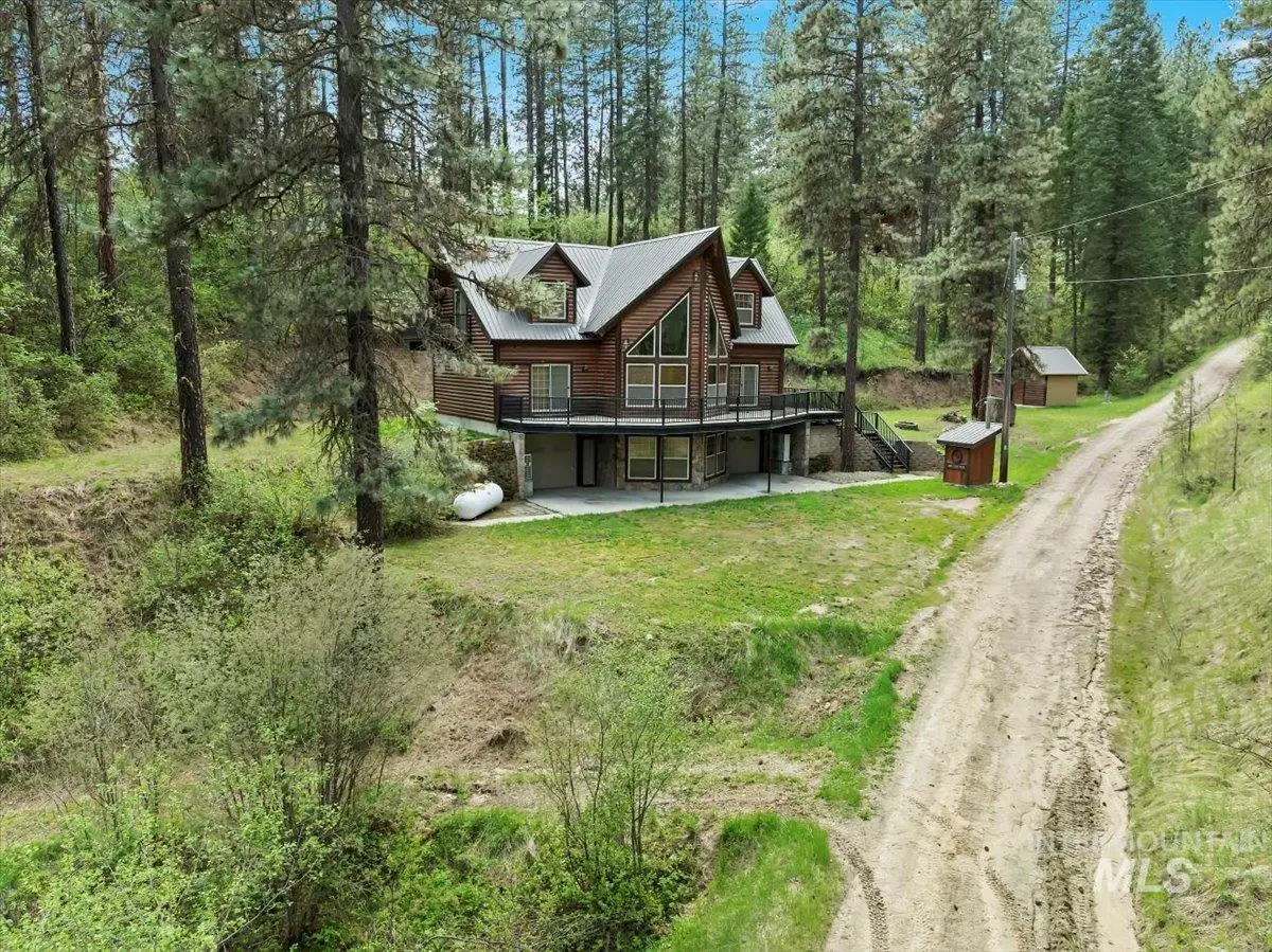 11 Forest Trail, Garden Valley, ID 83622 - #1