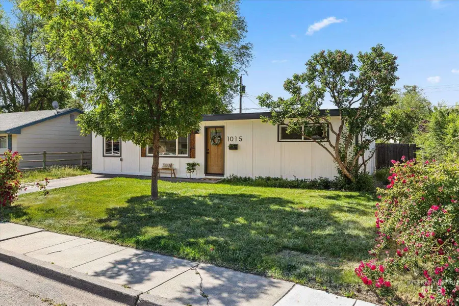 1015 E 16th N, Mountain Home, ID 83647 - #3