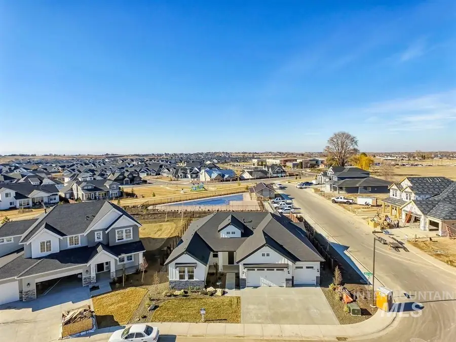 9220 W Gladiola Ln, Star, ID 83669 - #3