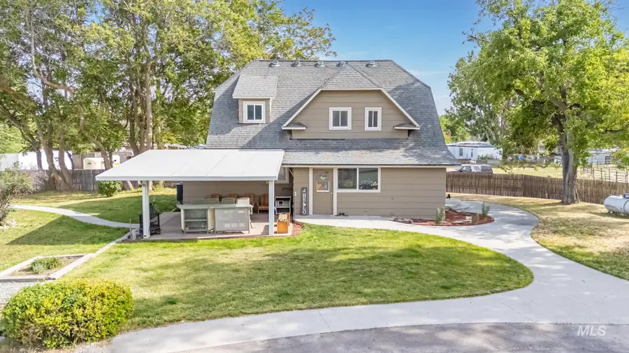 621 S Borchers Lane, Caldwell, ID 83605 - #3