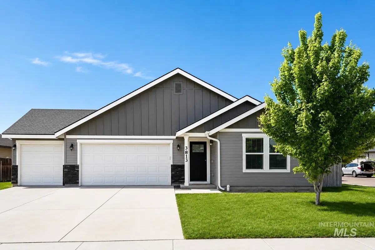 3813 E Holly Ridge Dr, Nampa, ID 83686 - #1