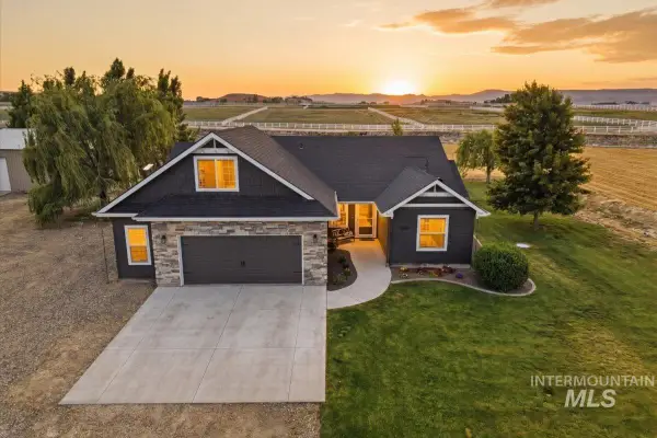 6249 Pershall Road, Marsing, ID 83639