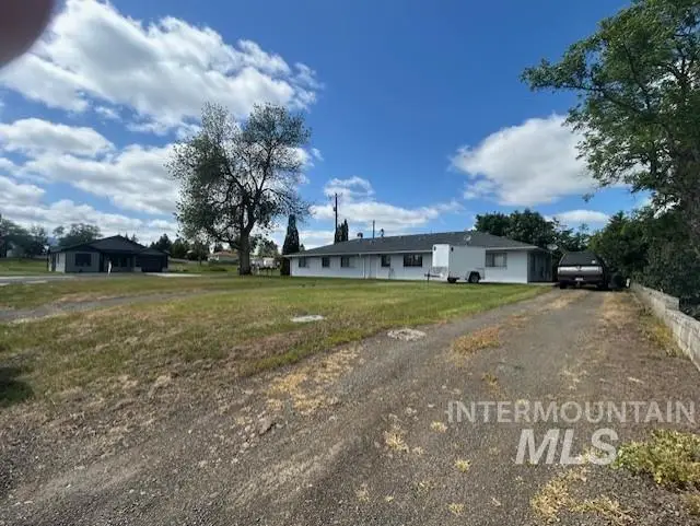 804 Lewiston St, Cottonwood, ID 83522 - #3