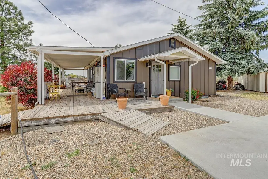 9751 Gloria Rd, Middleton, ID 83644 - #2