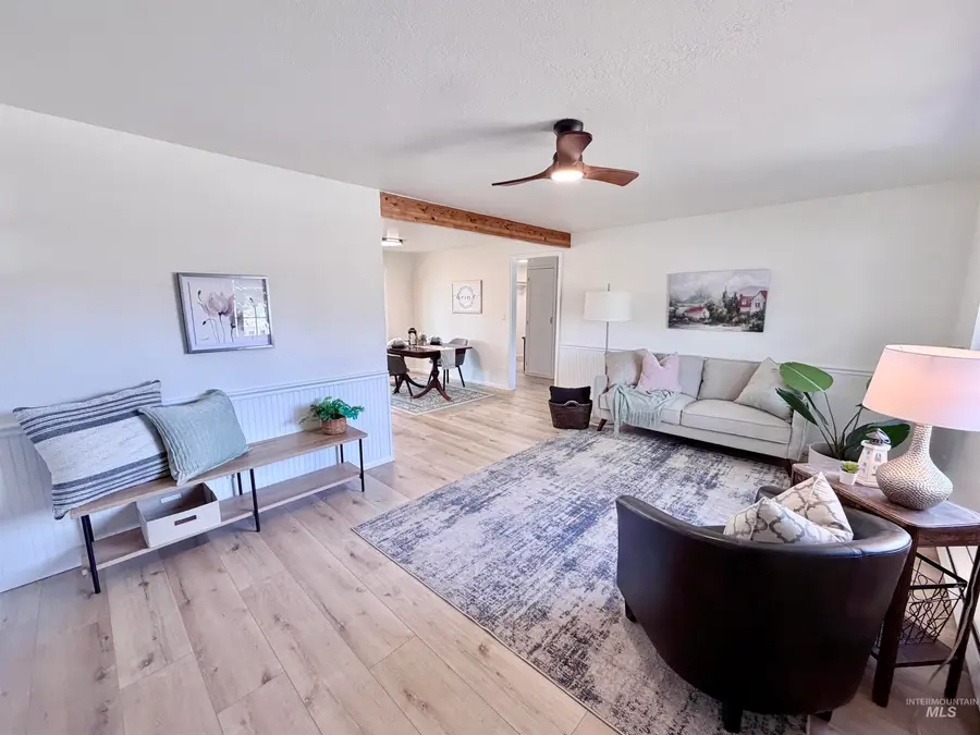 1245 E 16th N, Mountain Home, ID 83647 - #3