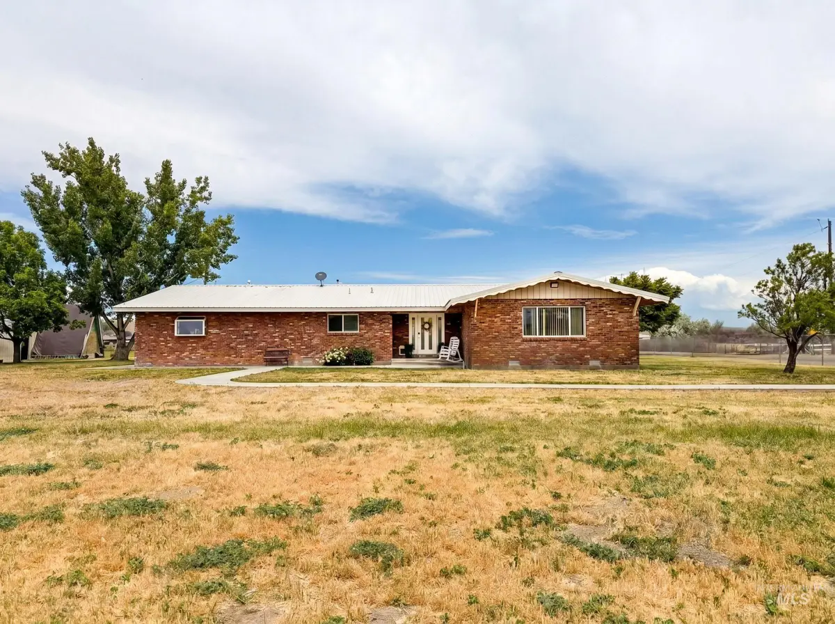 394 Chester Road, Ontario, OR 97914 - #1