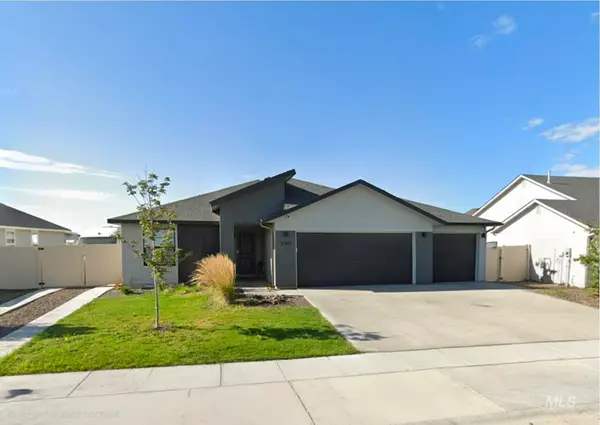 7767 E E Flyway St, Nampa, ID 83687