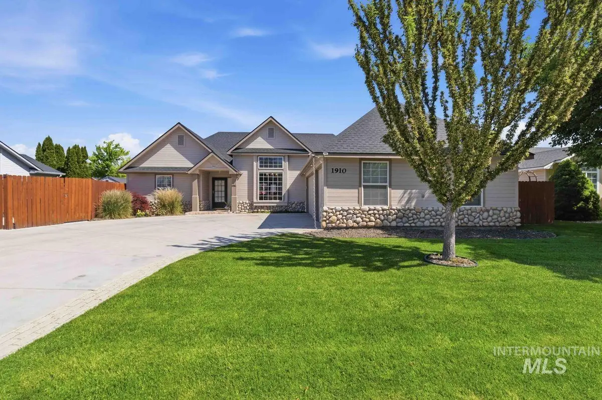 1910 W Roberts Ave, Nampa, ID 83651 - #1