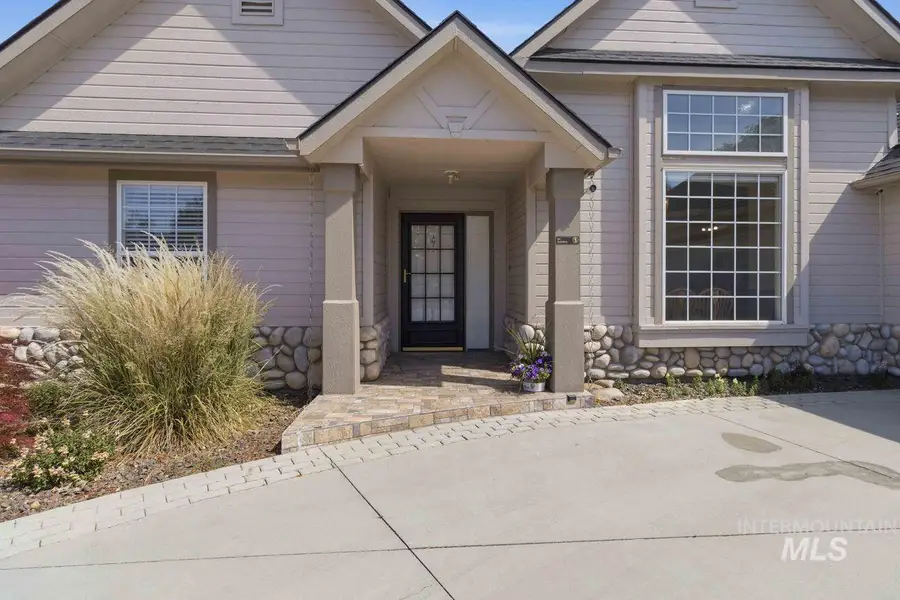 1910 W Roberts Ave, Nampa, ID 83651 - #2