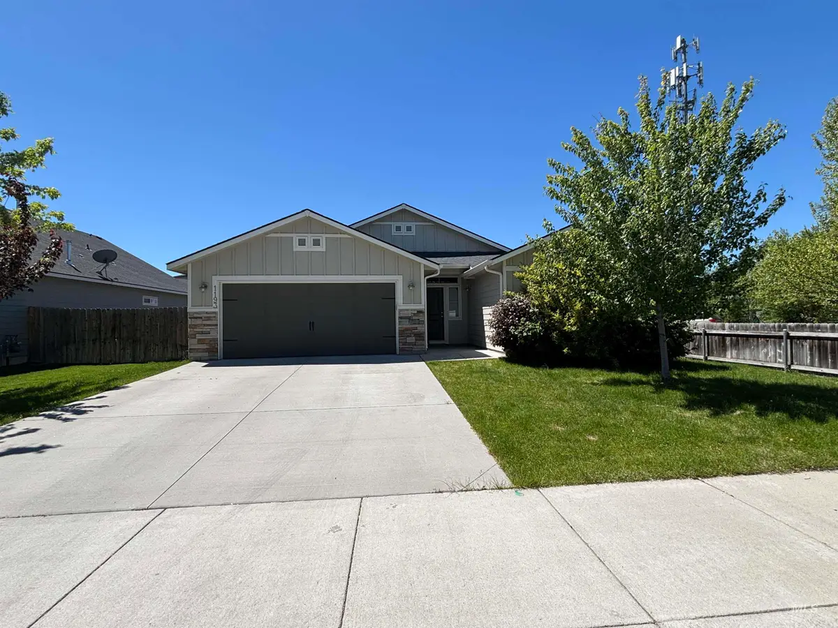 1193 W Crosswind Dr, Meridian, ID 83646 - #1